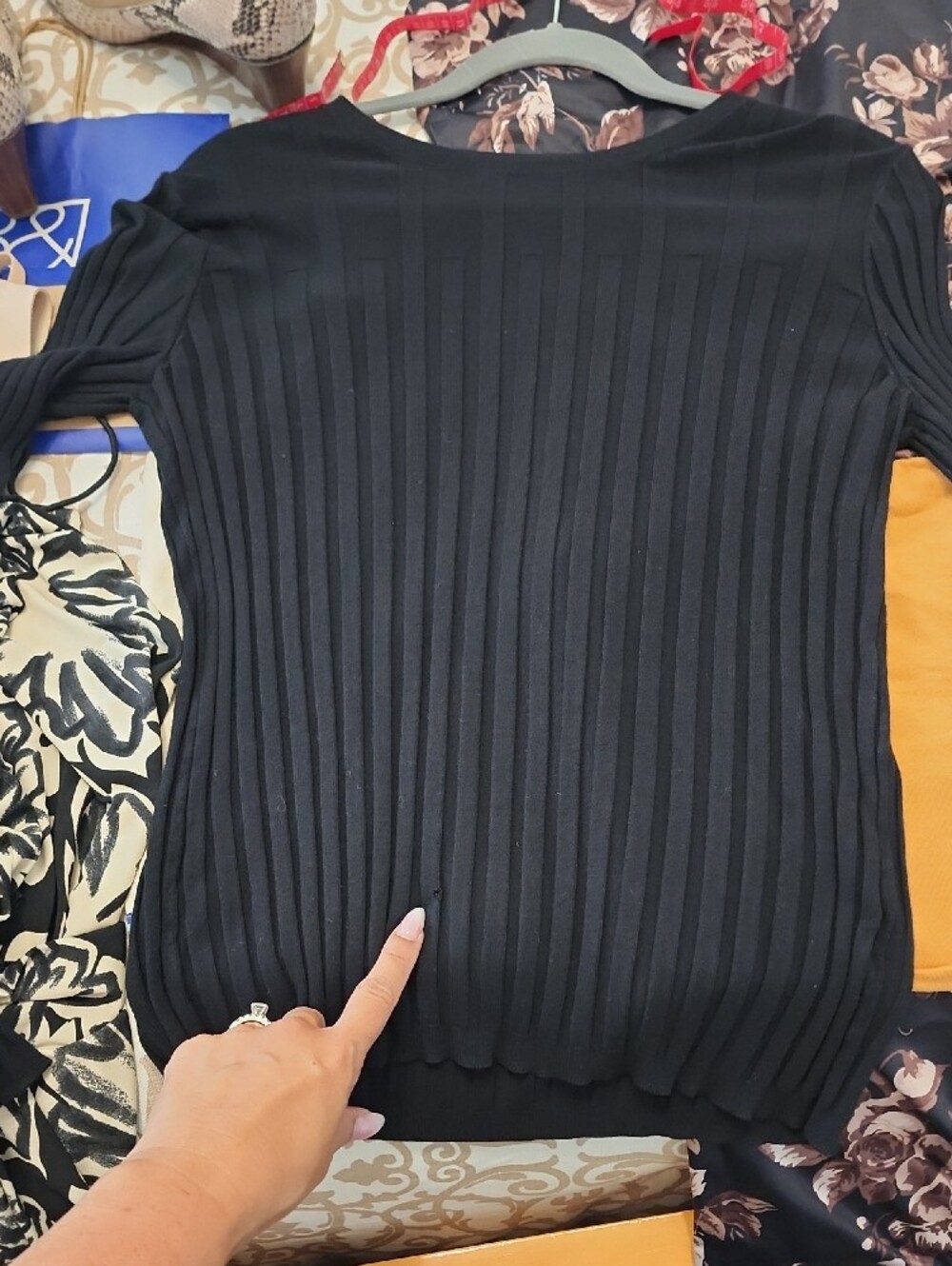 Halogen Black Ribbed Long-Sleeve Tee - Picture 10 of 10
